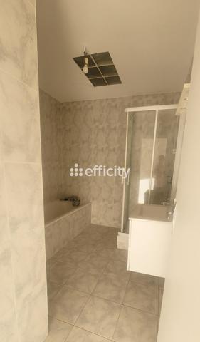 Immeuble 7 pièces - 250 m²