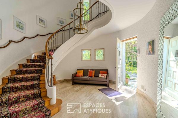 L’élégance d’une villa familiale dans un cadre naturel préservé