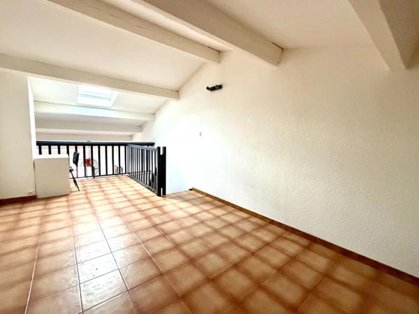 APPARTEMENT 2 PIÈCES 45 M2 AIGUES MORTES