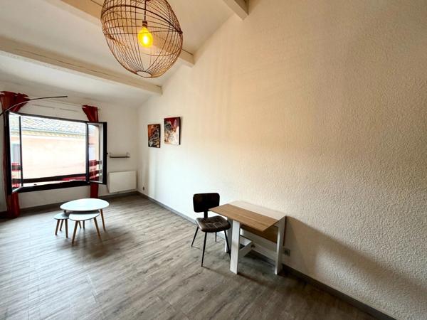 APPARTEMENT 2 PIÈCES 45 M2 AIGUES MORTES