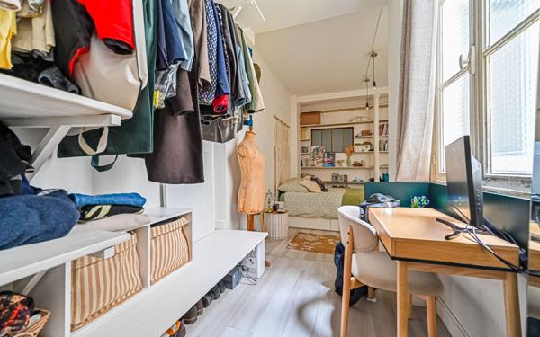 Appartement à vendre    2 pièces • 40,14 m2 Paris 11