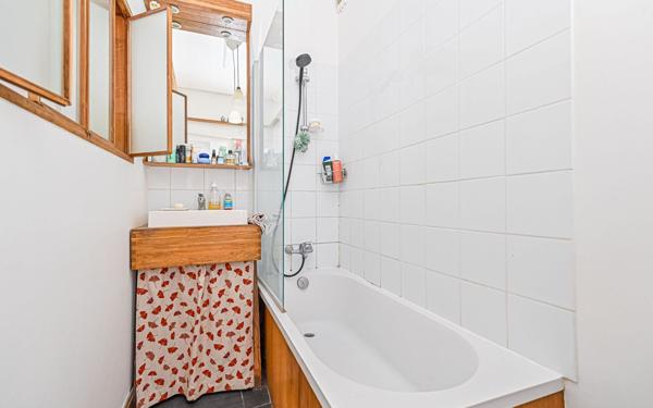 Appartement à vendre    2 pièces • 40,14 m2 Paris 11