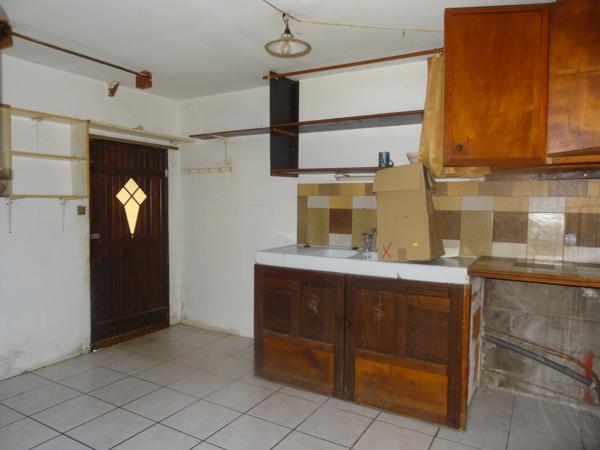 Plounévez-Quintin (22110) Grande maison familiale au calme, jardin de 147 m² et vie de plain-pied