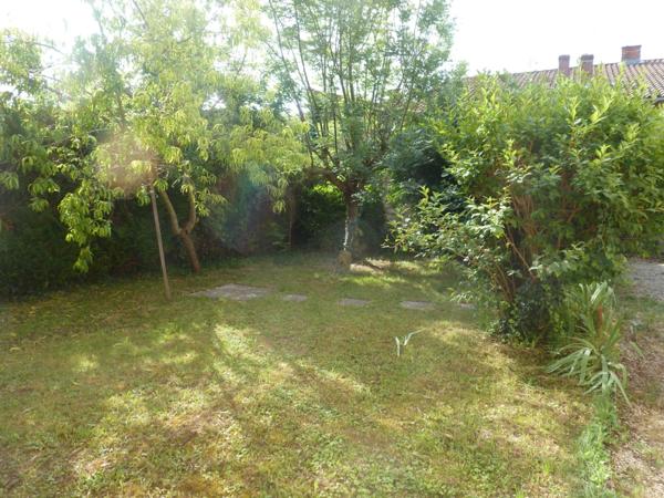 Maison à Rosnay l'Hopital de 105m2 avec Garage et Jardin