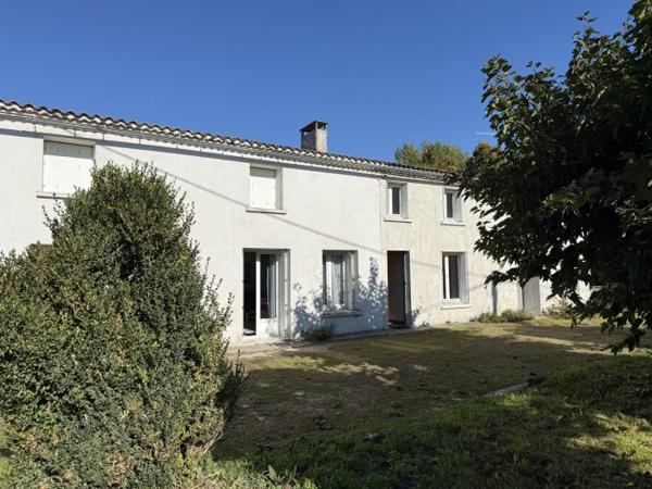 Maison charentaise Semussac 329 m²