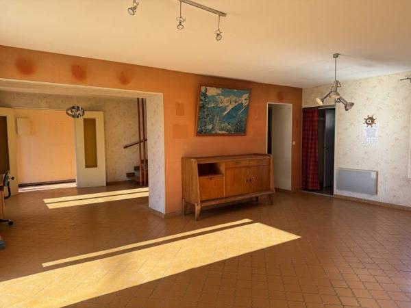 Maison charentaise Semussac 329 m²