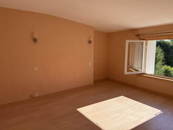 Maison charentaise Semussac 329 m²