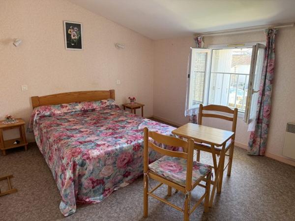 Maison charentaise Semussac 329 m²