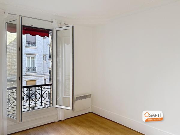 2 pièces de charme dans une rue semi-piètonne
