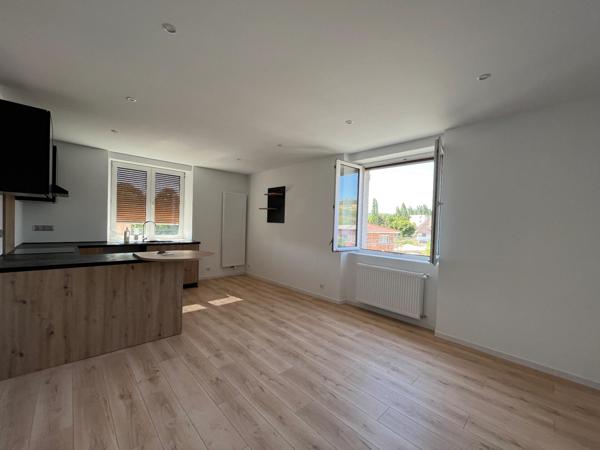 APPARTEMENT T3 ENTIÈREMENT RÉNOVÉ – 58,76 m² – 1ER ÉTAGE