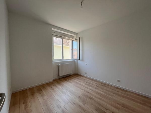 APPARTEMENT T3 ENTIÈREMENT RÉNOVÉ – 58,76 m² – 1ER ÉTAGE