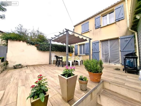 Achat - Maison Port-d'Envaux 17350 6 pièces 104 m 2 214 m 2