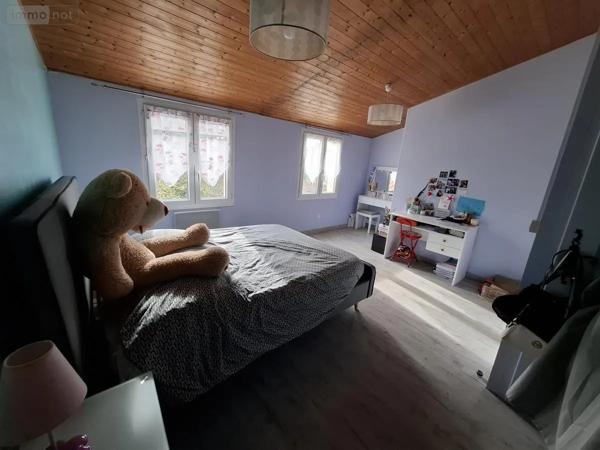 Achat - Maison Port-d'Envaux 17350 6 pièces 104 m 2 214 m 2