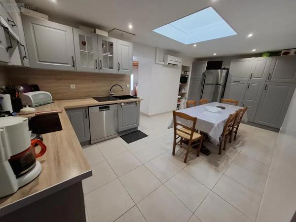 Achat - Maison Port-d'Envaux 17350 6 pièces 104 m 2 214 m 2