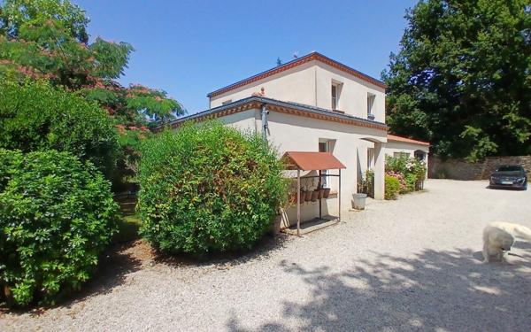 Maison à vendre    4 pièces •  Montaigu