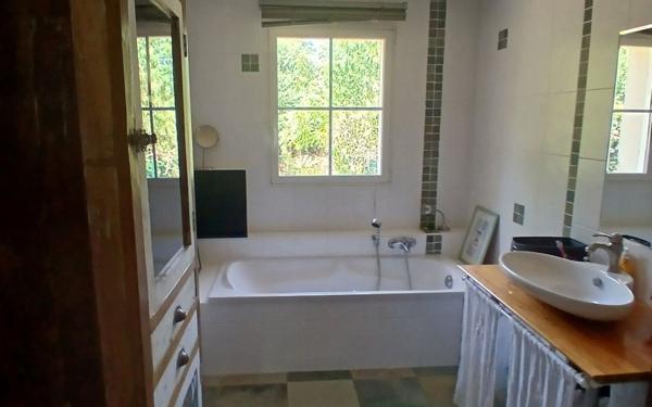 Maison à vendre    4 pièces •  Montaigu