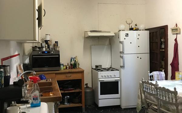 Immeuble à vendre    19 pièces • 392 m2 Vaison-la-Romaine