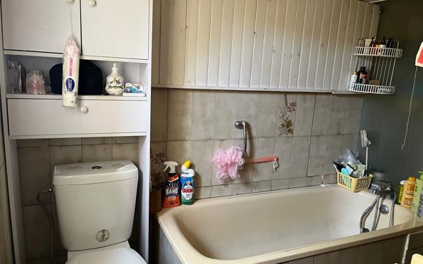 Immeuble à vendre    19 pièces • 392 m2 Vaison-la-Romaine
