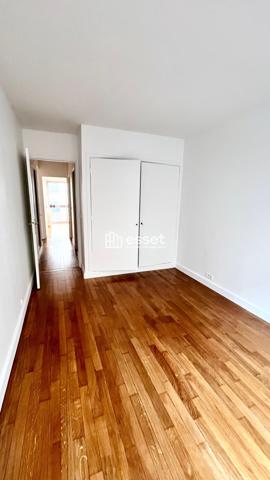 Location Appartement 4 pièces 88.5 m² - Paris 75016