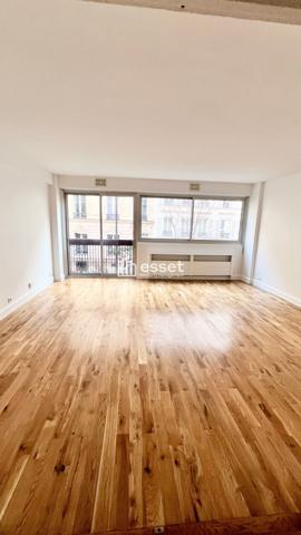 Location Appartement 4 pièces 88.5 m² - Paris 75016