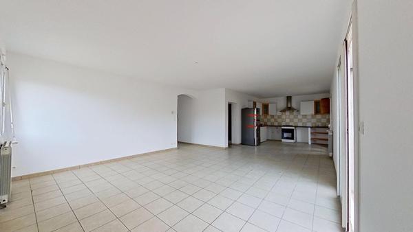 Maison
         5 pièces
        - 128 m² 265 000 € *