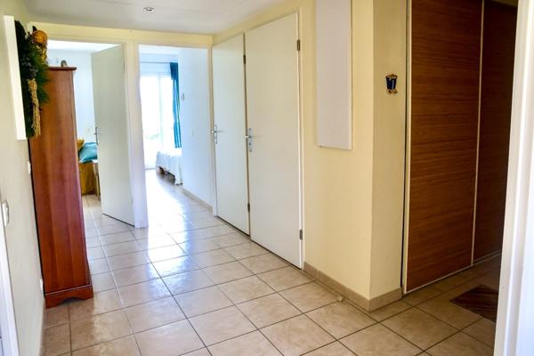 Marseille (13008) Espace et lumière dans ce 3 chambres à 200 m de la Plage du Prado