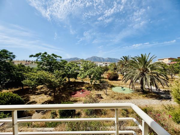 Marseille (13008) Espace et lumière dans ce 3 chambres à 200 m de la Plage du Prado