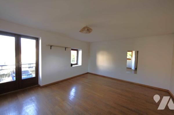 Duplex indépendant de 94m² avec garage et jardin