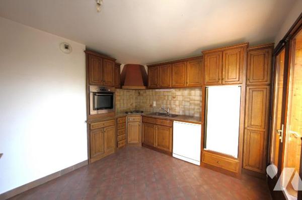 Duplex indépendant de 94m² avec garage et jardin