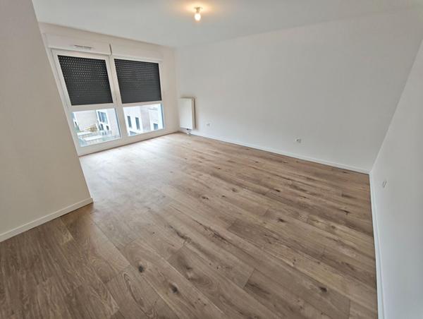 A LOUER : T4 à LILLE • • 1 110 € CC • Réf. 1552-B23