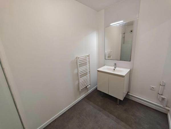 A LOUER : T4 à LILLE • • 1 110 € CC • Réf. 1552-B23