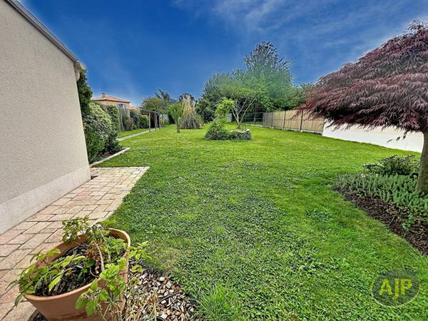 Vente maison Sevremoine : 298 000 € - AJP Immobilier Saint-Macaire-en-Mauges