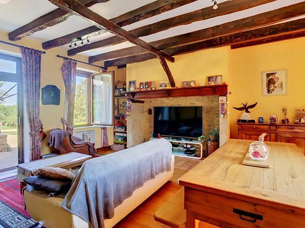 Belle propriété en pierre avec gîte
