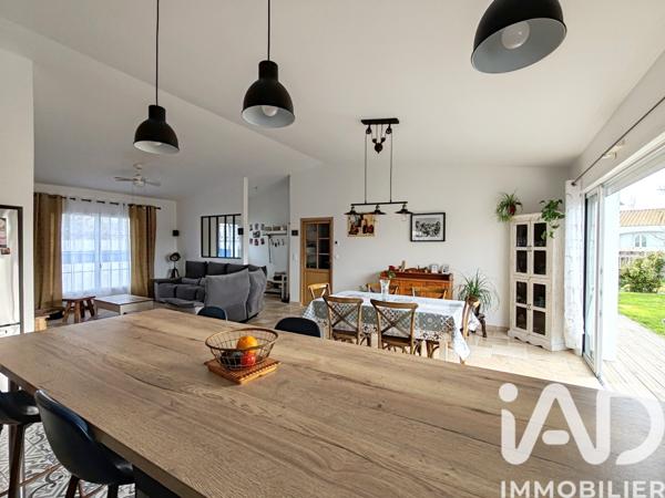 Maison à vendre 3 pièces 121 m² Beauvoir-sur-Mer