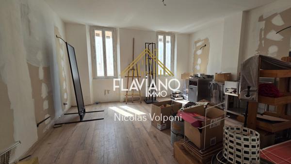 Appartement de 7 pièces de 198 m² à Barcelonnette Barcelonnette (04400)