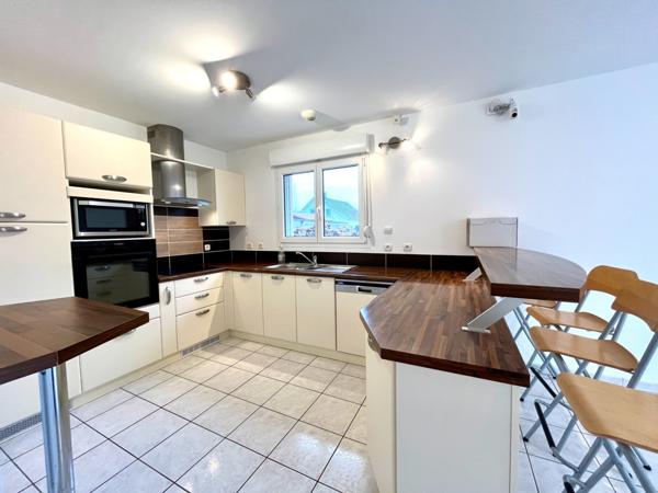 Maison T5 parfaitement entretenue dans secteur résidentiel