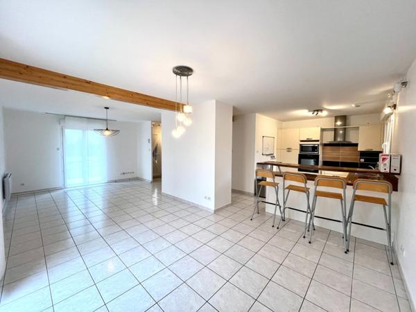 Maison T5 parfaitement entretenue dans secteur résidentiel