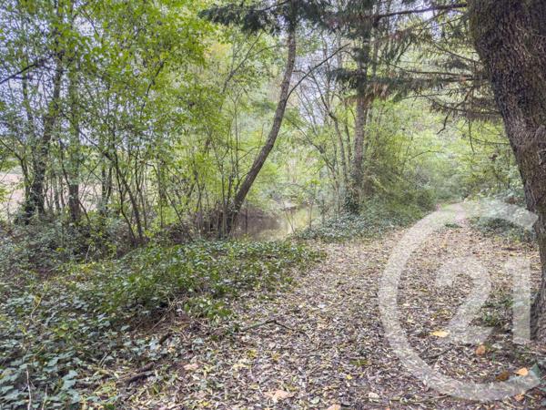 Terrain à vendre  2600 m2 ST MATHURIN - 85