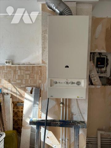 Maison familiale de 11 pièces, d'environ 325m², édifiées sur un terrain de 1 053 m²