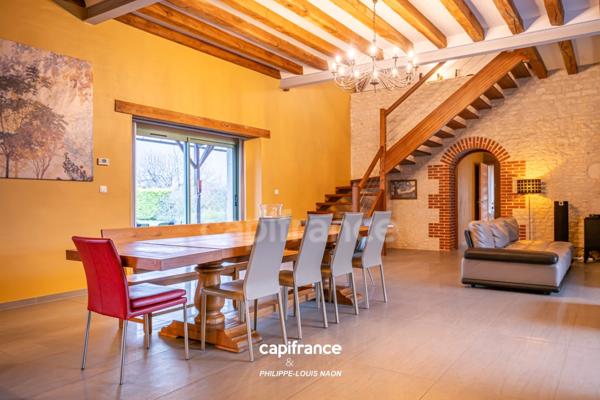 CETTE PROPRIETE DE 5 CHAMBRES EST UNE RENCONTRE RARE AVEC L'EXCELLENCE !