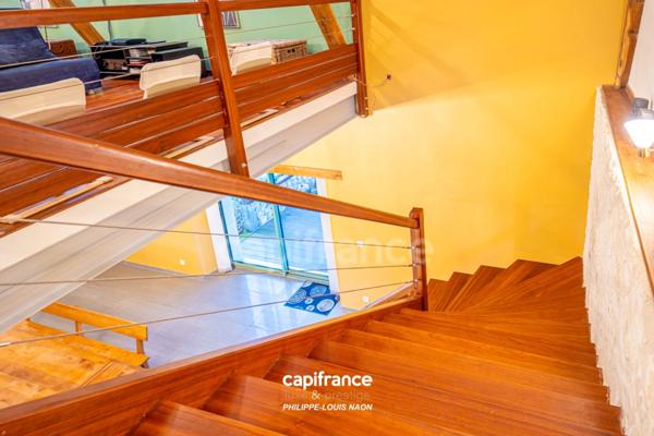 CETTE PROPRIETE DE 5 CHAMBRES EST UNE RENCONTRE RARE AVEC L'EXCELLENCE !