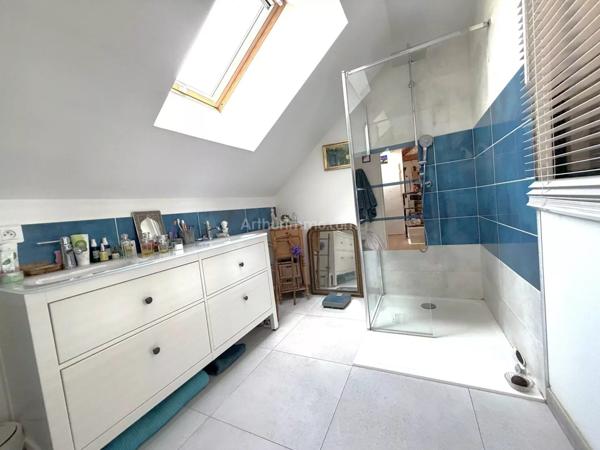 Vente Maison 8 pièces 290 m2 à Le Bourget-du-Lac