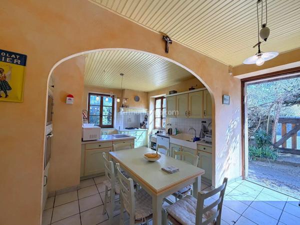 Vente Maison 8 pièces 290 m2 à Le Bourget-du-Lac