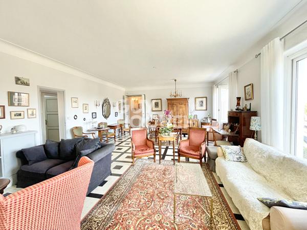 Maison de caractère Orthez 228 m² avec jardin