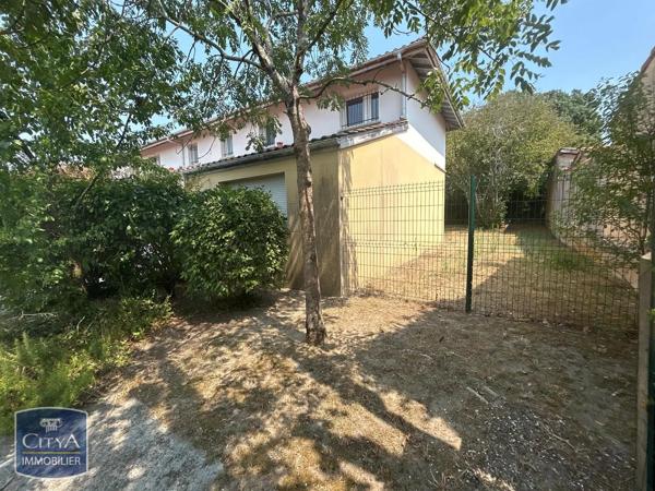 Maison à louer 3 pièces 71.56m² Dax (40100)