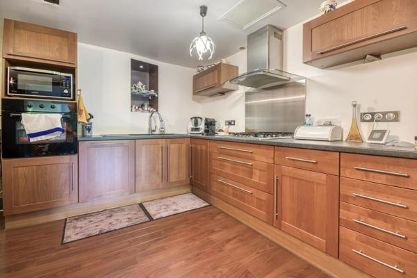 EXCLUSIVITE A Vendre Neauphle le Château Appartement 2 pièces 63m2