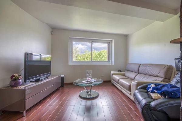 EXCLUSIVITE A Vendre Neauphle le Château Appartement 2 pièces 63m2