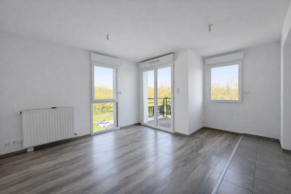 Appartement T2 avec balcon - coeur de bourg