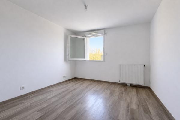 Appartement T2 avec balcon - coeur de bourg