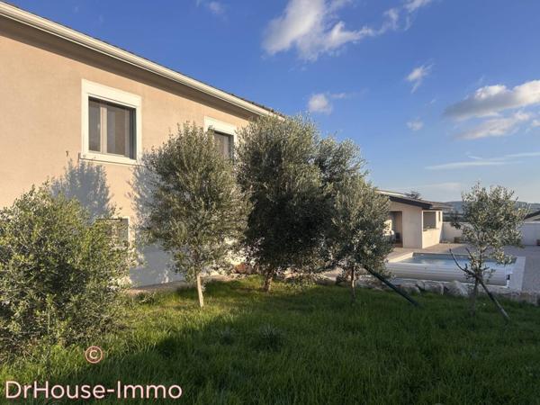 Maison à vendre 5 pièces de 165 m²